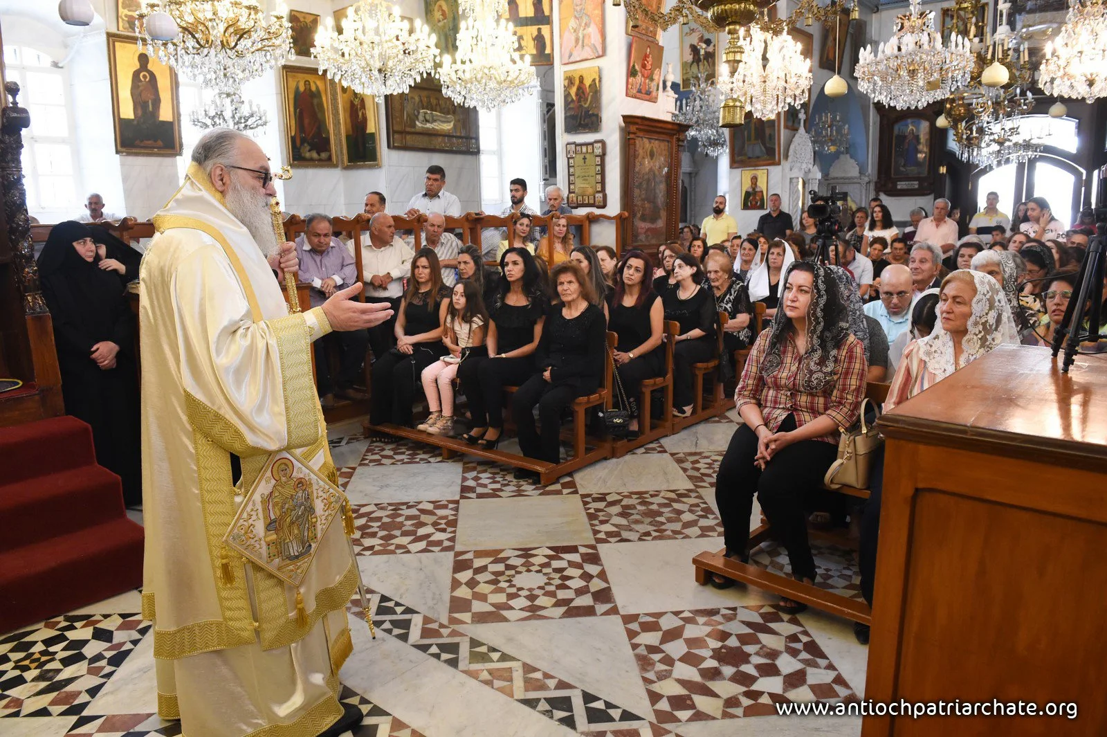 غبطة البطريرك يوحنّا العاشر يترأّس القدّاس الإلهي في دير سيّدة صيدنايا البطريركي