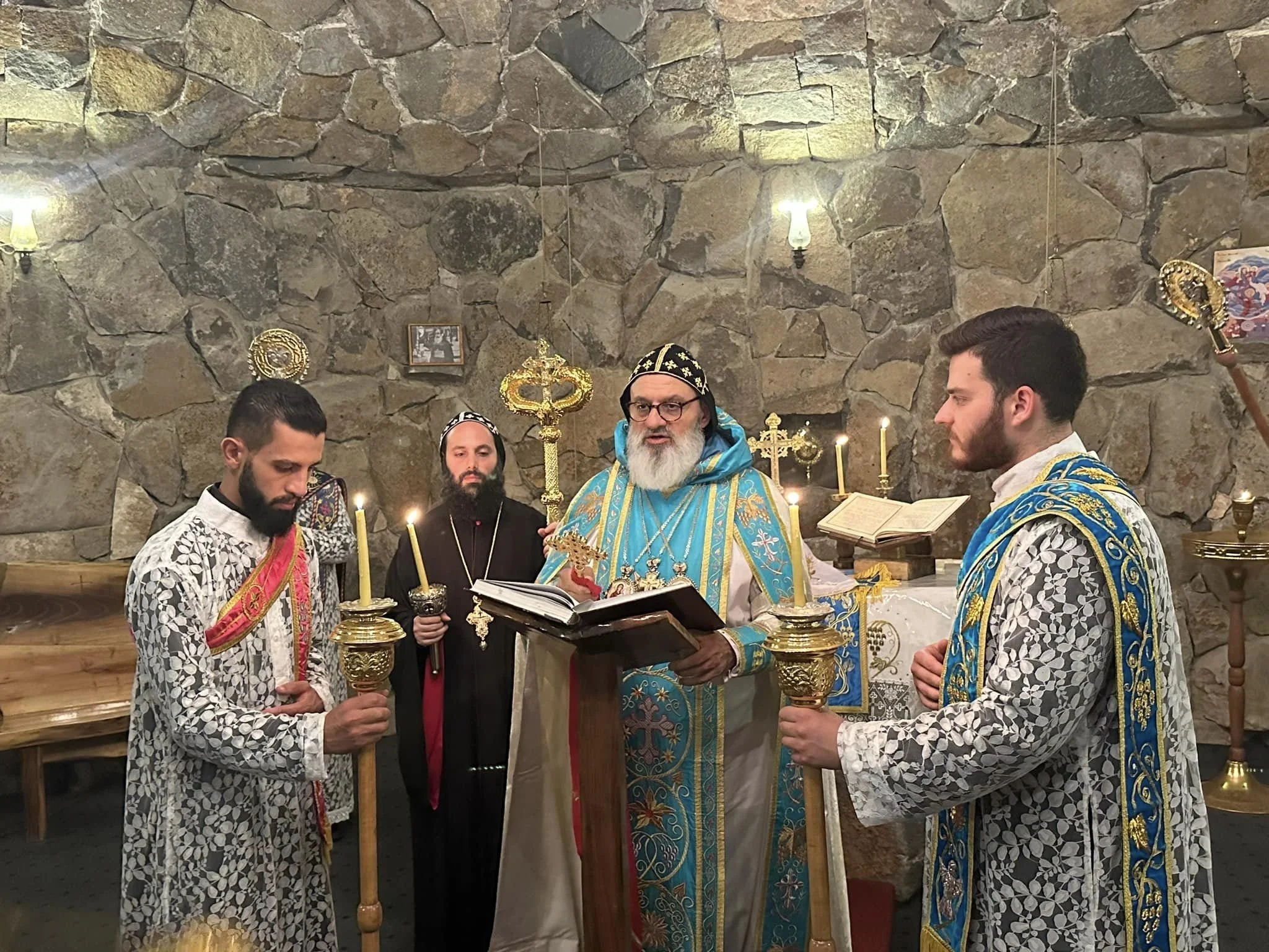 ‎قداسة البطريرك مار إغناطيوس أفرام الثاني يحتفل بالقدّاس الإلهي لمناسبة عيد انتقال السيّدة العذراء بالنفس والجسد إلى السماء