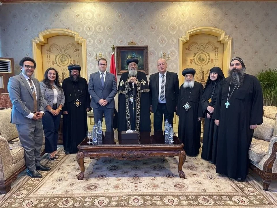 فعاليّات اليوم الأوّل من سفر قداسة البابا تواضروس الثاني إلى المجر وزيارة رئيس أساقفتها والبرلمان ولقاء مطران الكنيسة الروسيّة