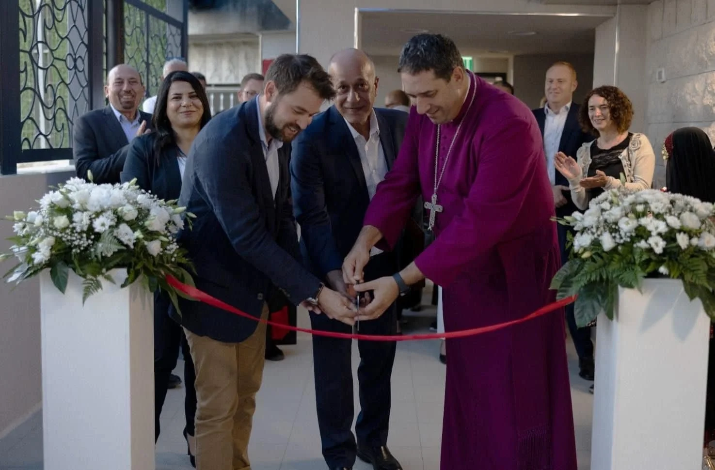 رئيس الأساقفة الأنجليكاني المطران حسام نعوم يفتتح طابقًا جديدًا في مؤسّسة الأميرة بسمة في القدس