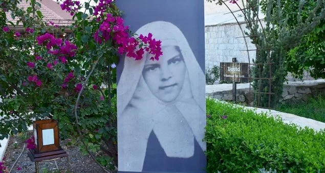 البسطاء يُذكروا دائمًا: عيد القدّيسة مريم ليسوع المصلوب