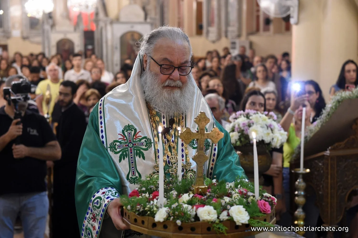 فيديو - عظة غبطة البطريرك يوحنّا العاشر في القدّاس الإلهي لمناسبة عيد رفع الصليب الكريم في في كنيسة الصليب المقدّس في القصاع - دمشق