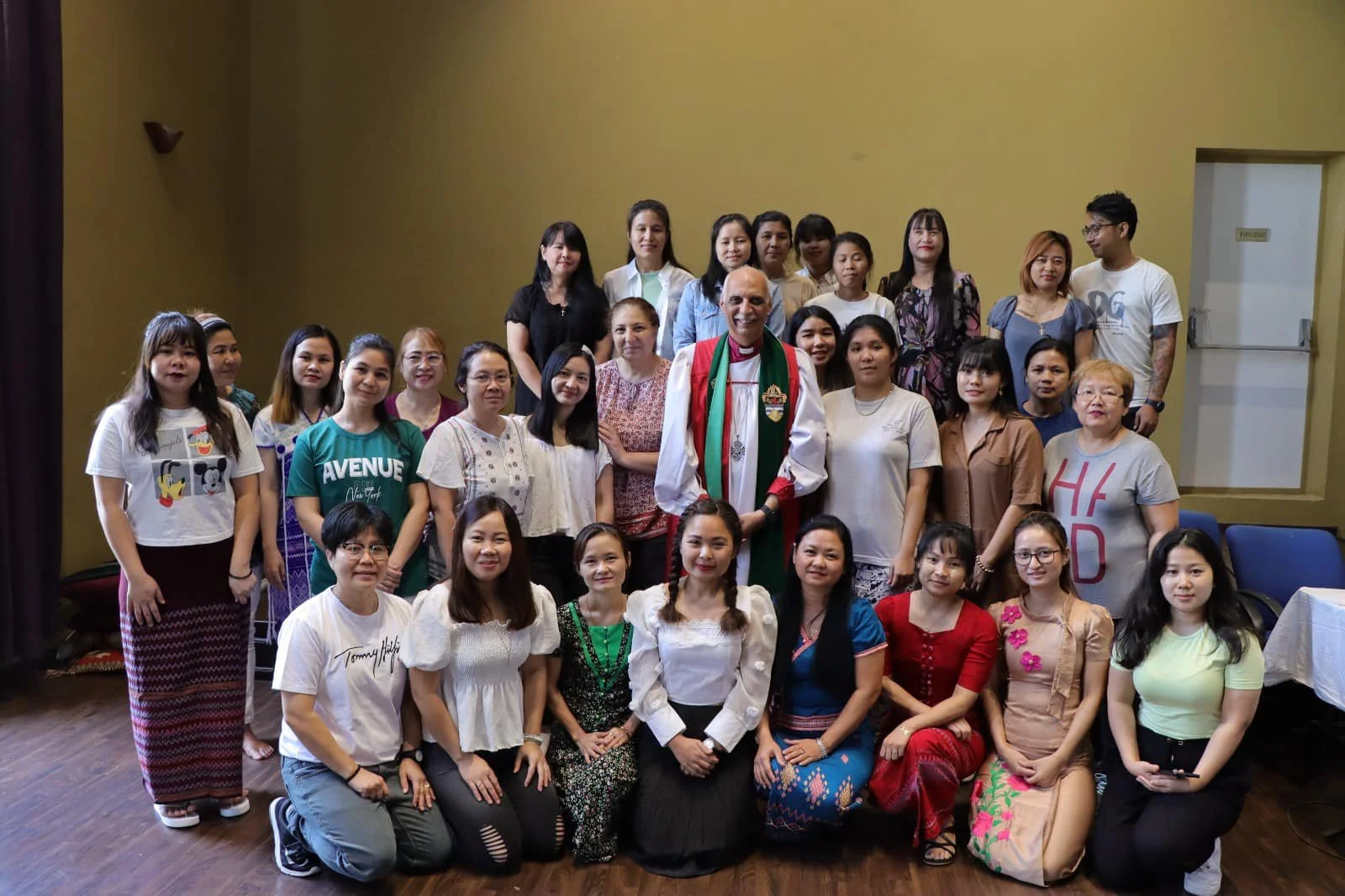 الدكتور سامي فوزي يترأّس صلوات القدّاس الإلهي لرعيّة ميانمار