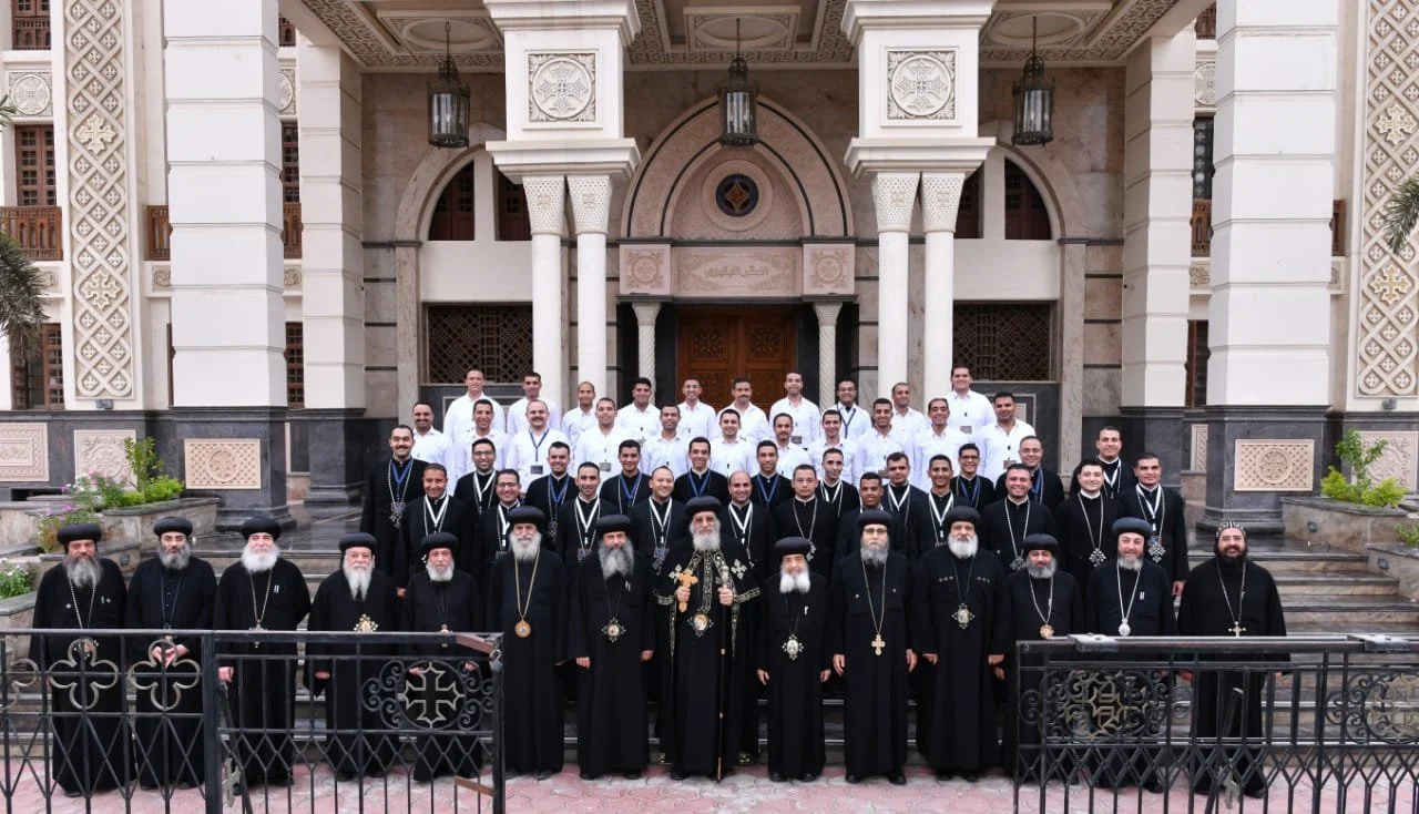 قداسة البابا تواضروس الثاني يشهد حفل اليوبيل الذهبي للكليّة الإكليريكيّة في المحرق، مصر