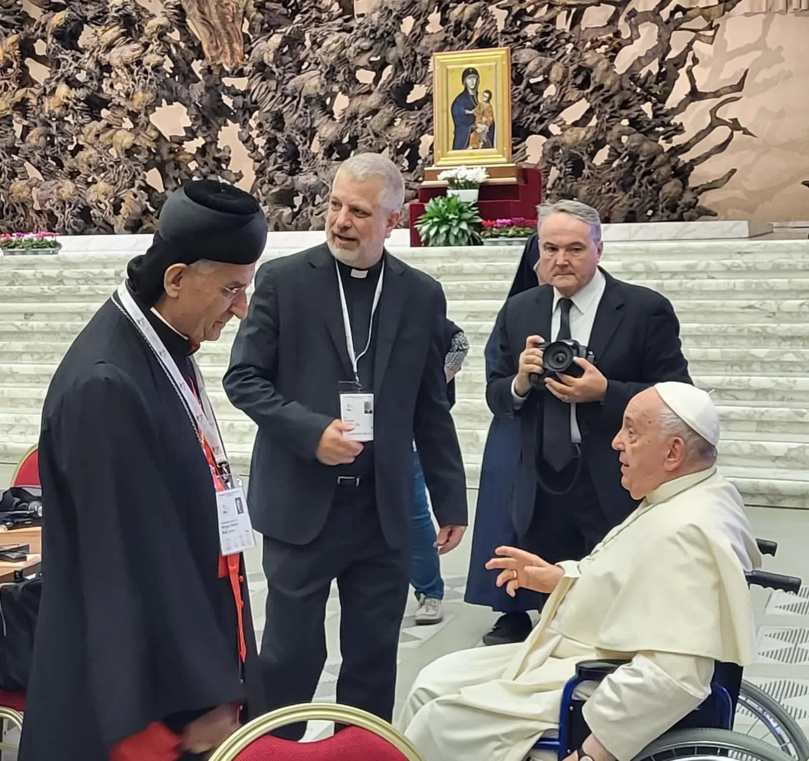 غبطة البطريرك الكردينال مار بشارة بطرس الرَّاعي يلتقي قداسة البابا فرنسيس في الفاتيكان