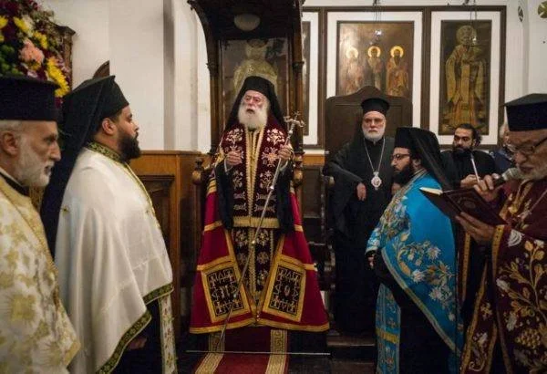 غبطة البابا ثيودروس الثاني يدعو إلى السلام في فلسطين من كنيسة القدّيسَيّن العادمي الفضّة كوزماس ودميانوس