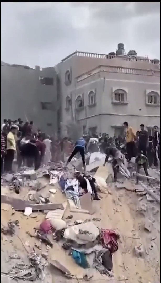 ولٰكن لا تكونُ النِّهايَةُ عِندَئِذٍ