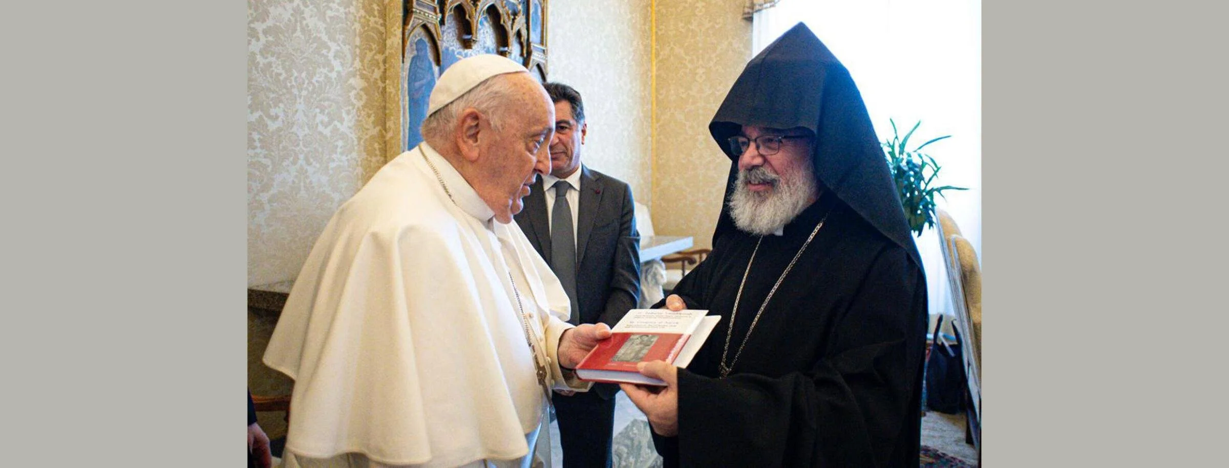 His Holiness Catholicos Aram I's Representative His Eminence Arch. Nareg Alemezian Holds Official Meetings in the Vatican and with His Holiness Pope Francis