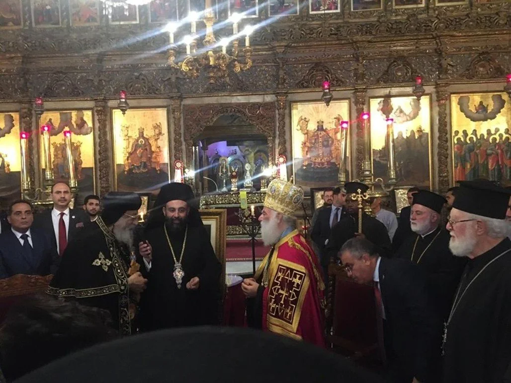 غبطة البابا ثيودروس الثاني يترأّس قدّاس عيد الميلاد المجيد في كاتدرائيّة القدّيس نيقولاوس في القاهرة، مصر، ويستقبل قداسة البابا تواضروس الثاني