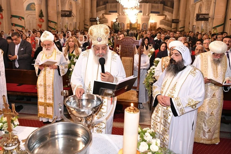 قداسة البابا تواضروس الثاني يصلّي لقان وقدّاس عيد الغطاس في الكاتدرائيّة المرقسيّة بالإسكندريّة، مصر