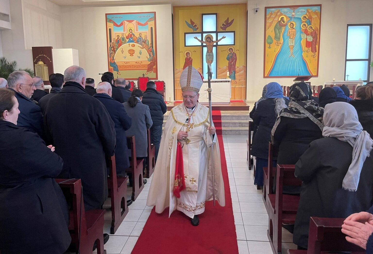 غبطة البطريرك الكاردينال لويس روفائيل ساكو يحتفل بقدّاس الأحد الأوّل من الصوم في كنيسة مار يوحنّا الحبيب في سارسيل، فرنسا