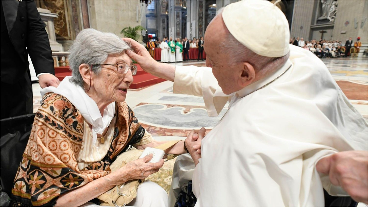 ‘Loneliness’ at Heart of His Holiness Pope Francis’ Theme for 4th Grandparents Day