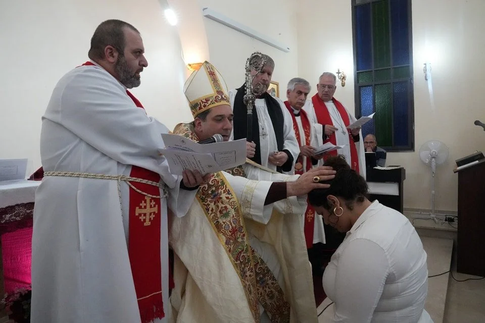 كنيسة المخلّص في عكا تحيي الذّكرى السّابعة على إعادة تدشينها وبسرّ التثبيت