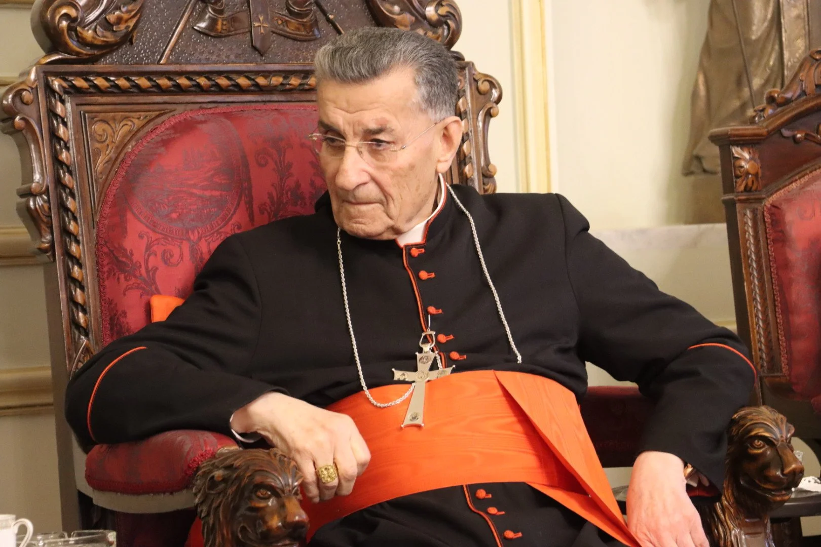 غبطة البطريرك الكاردينال مار بشارة بطرس الراعي يوجّه رسالة إلى الكهنة  لمناسبة خميس الأسرار