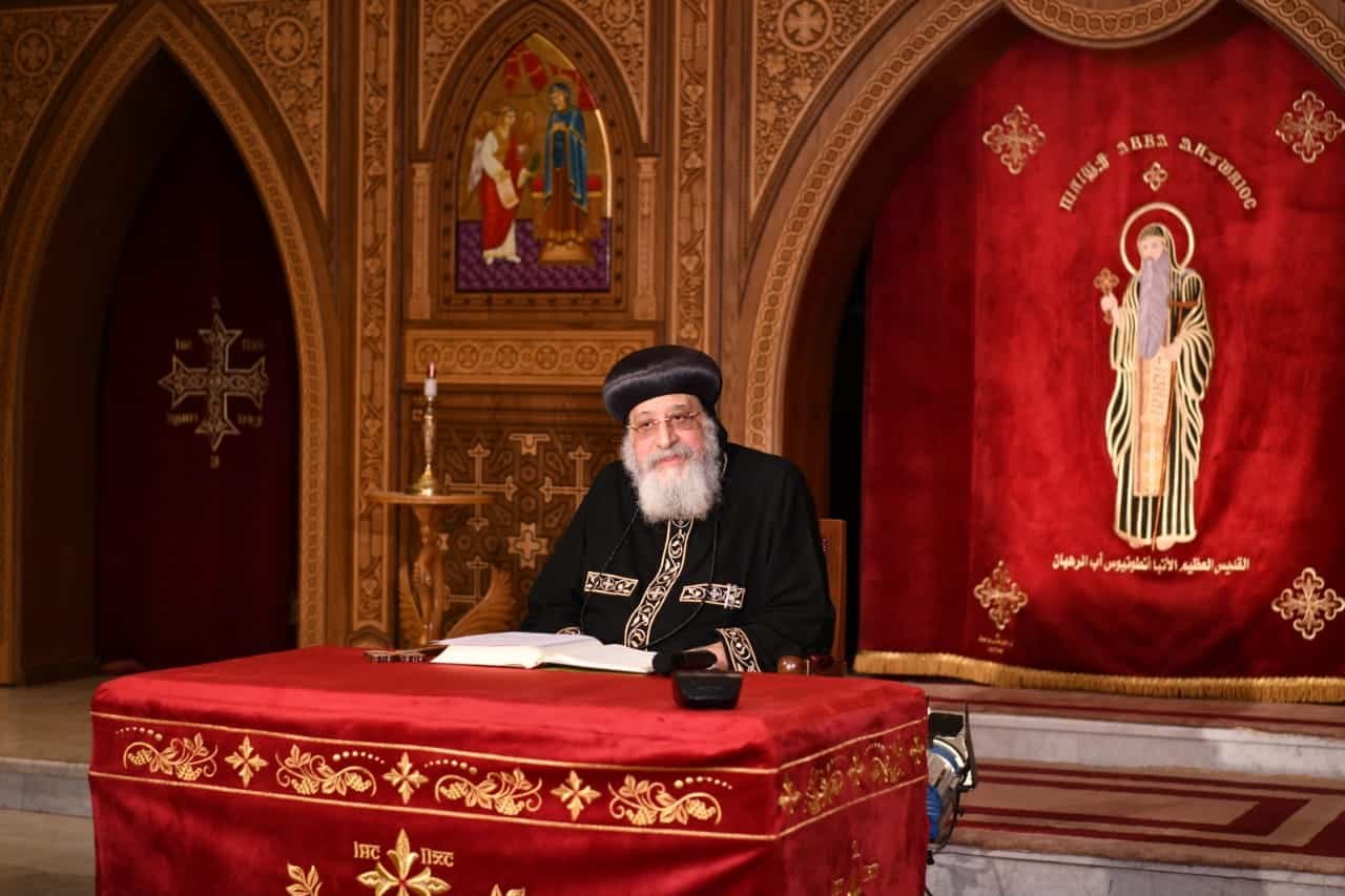 طرق تقديم المحبّة (٣)… "تأمّلات في أسبوع الإبن الضال وكيف استخدم المسيح لغّة اللّمسات الحانية" في اجتماع الأربعاء لقداسة البابا تواضروس الثاني