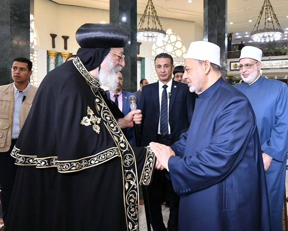 قداسة البابا تواضروس الثاني يهنّئ فضيلة شيخ الأزهر بعيد الفطر