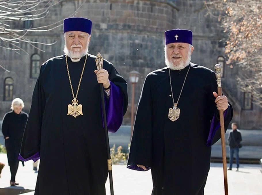 Consultations Continue Between the Two Catholicos