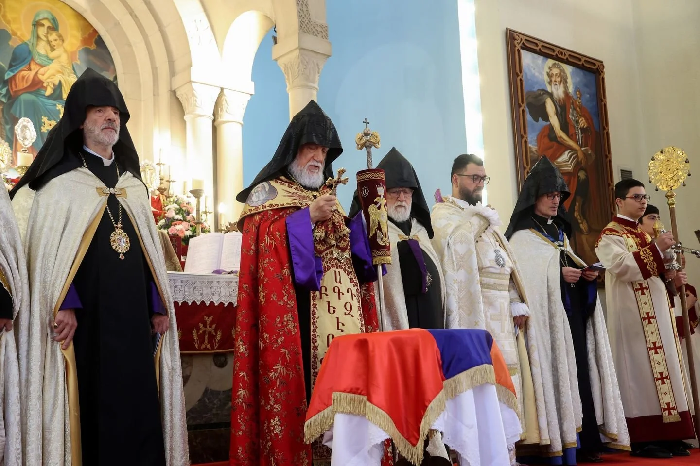 Marking the 106th Anniversary of the First Independence of the Republic of Armenia and the Name Day of His Holiness Catholicos Aram I