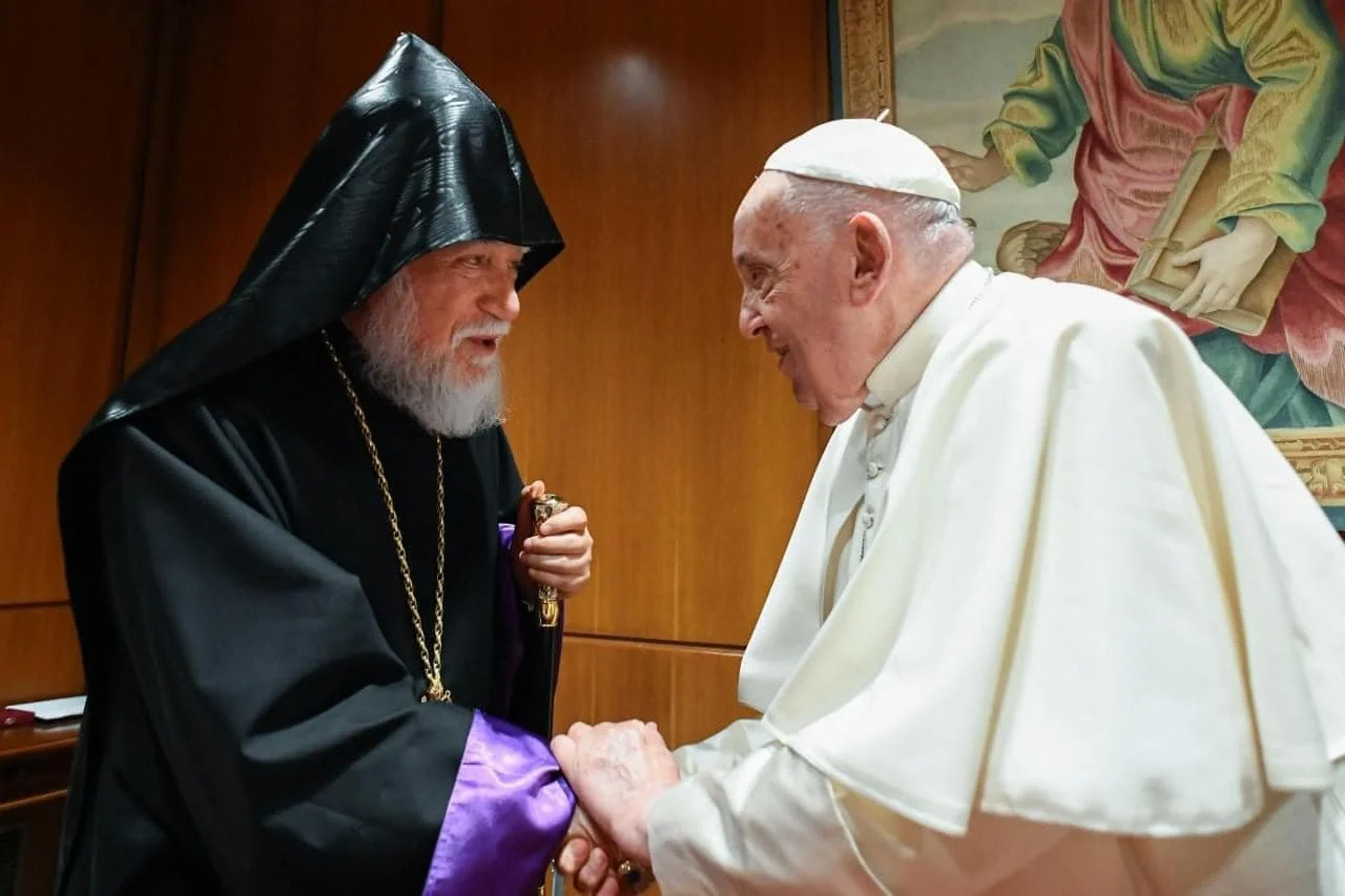 His Holiness Catholicos Aram I Met with His Holiness Pope Francis