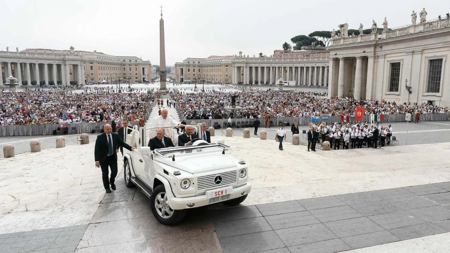 قداسة البابا فرنسيس: ليساعدنا الروح القدس كي نجعل من هذه السنة التحضيريّة لليوبيل سيمفونيّة صلاة حقيقيّة