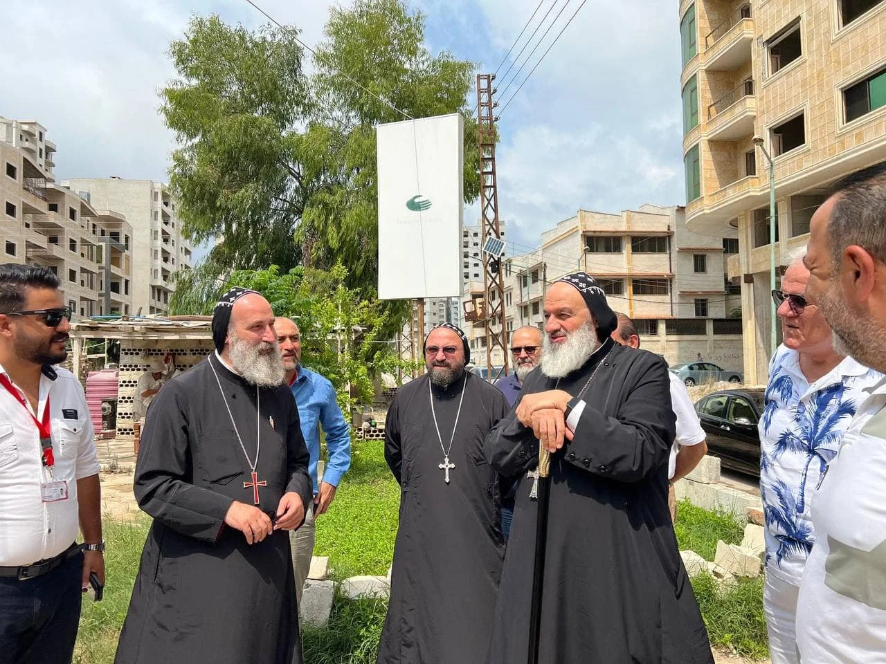 قداسة البطريرك مار إغناطيوس أفرام الثاني يتفقّد أعمال بناء مشروع مركز الكنيسة في اللّاذقيّة