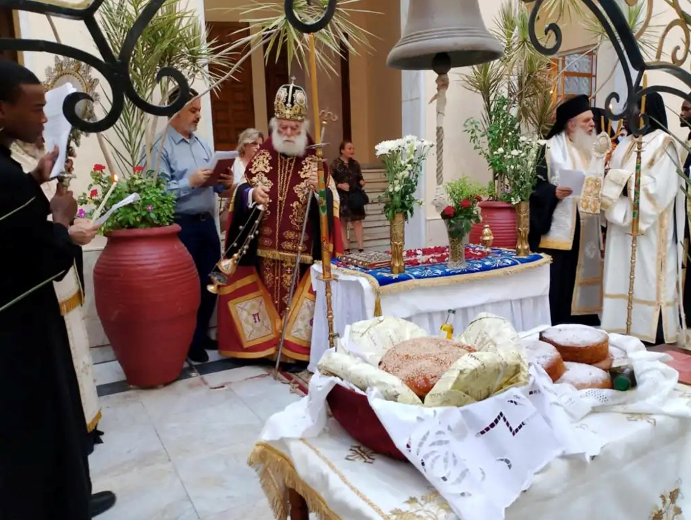 غبطة البابا والبطريرك ثيودوروس الثاني يحتفل بصلاة غروب عيد رقاد العذراء مريم والدة الإله في دير القدّيس سابا البطريركي
