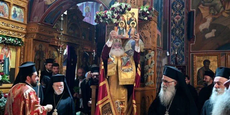 قداسة البابا والبطريرك ثيودروس الثاني يزور قبر شيخه المبارك المطران ثيودوروس مطران ريثيمنو في اليونان