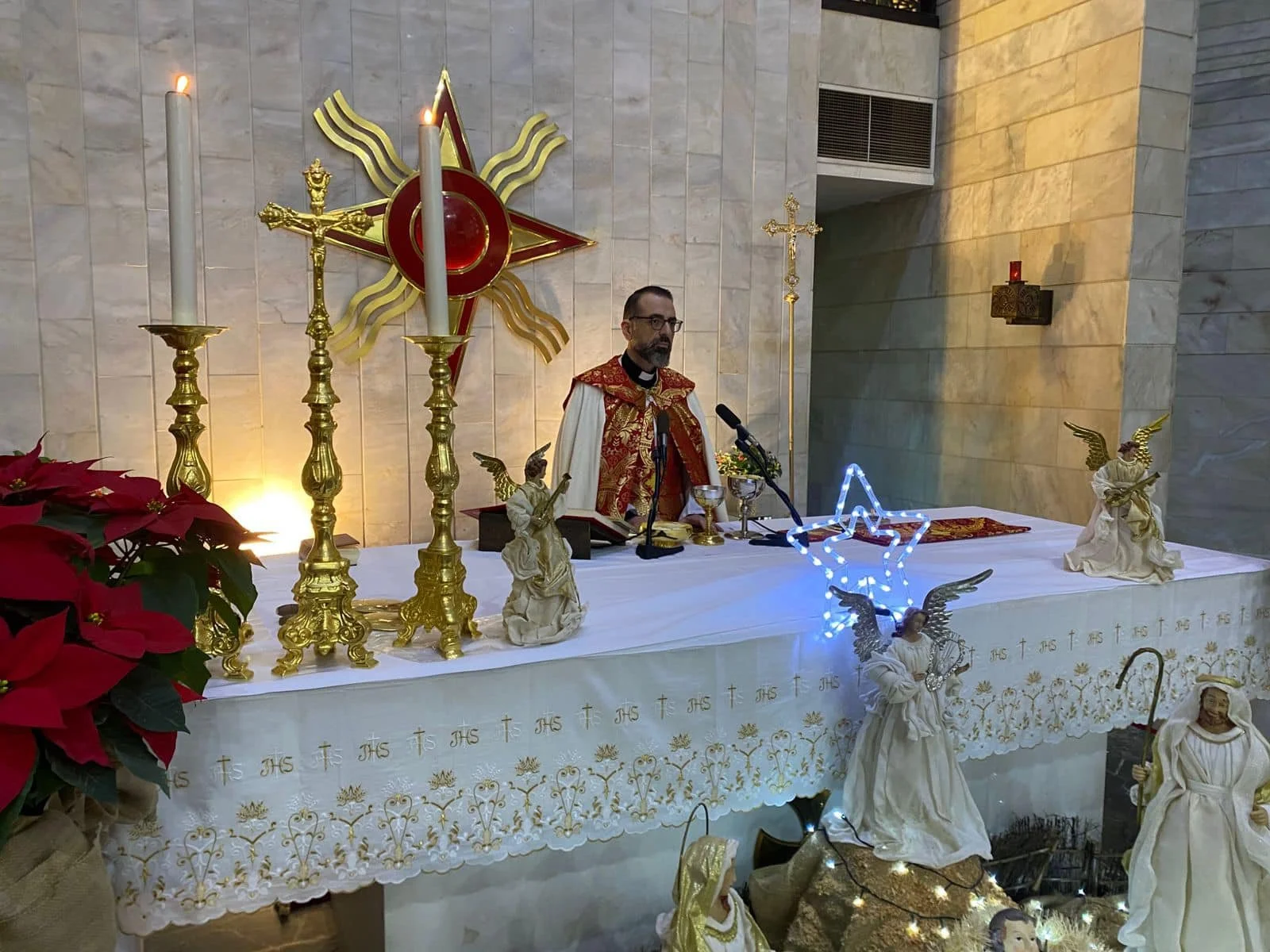 قداس عيد العائلة المقدسة واستشهاد أطفال بيت لحم برعاية سيادة المطران ميشال قصارجي