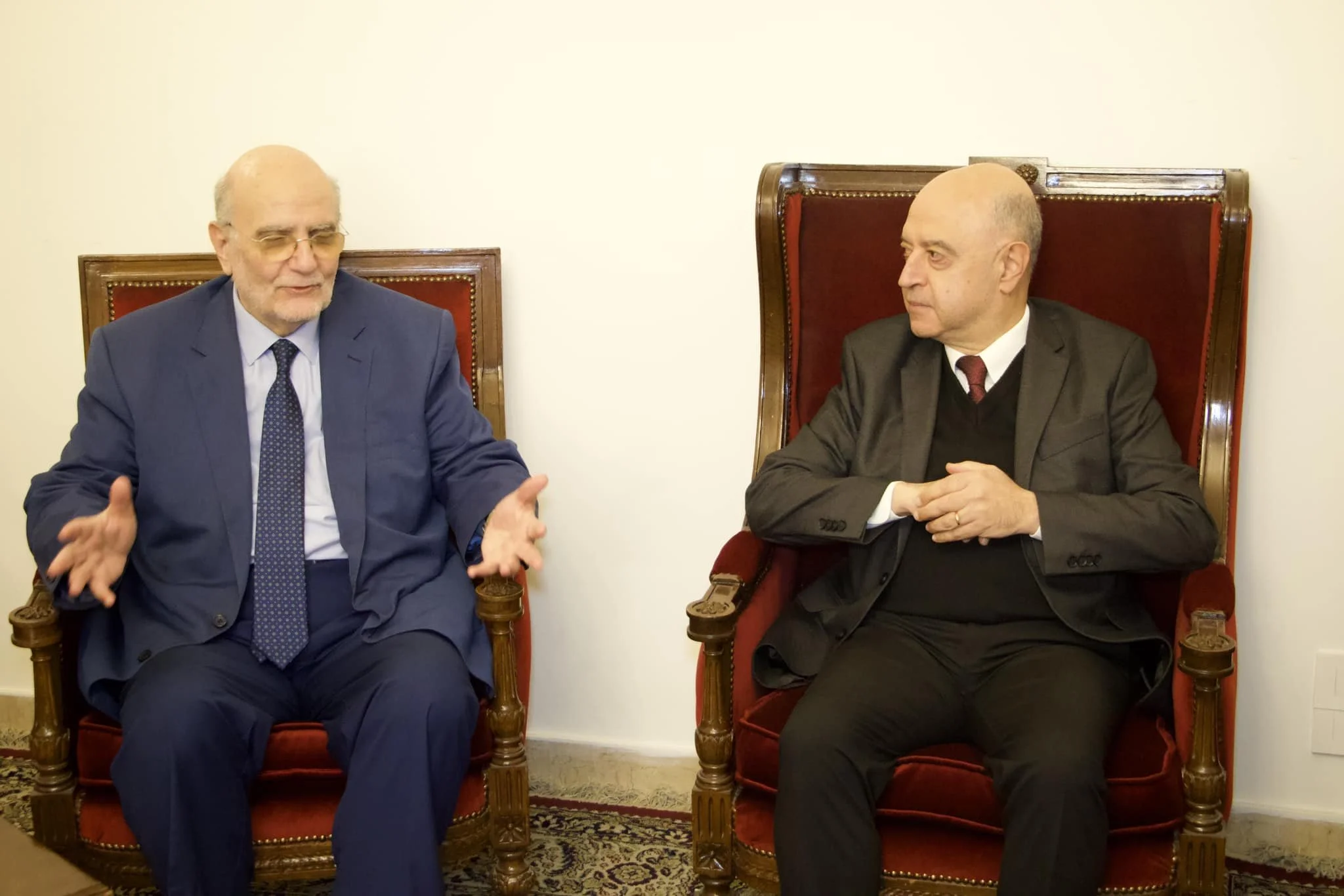 فيديو – لقاء ميلادي بين الأمين العام البروفسور د. ميشال عبس، على رأس وفد من مجلس كنائس الشرق الأوسط، وحضرة القسّ د. بول هايدوستيان