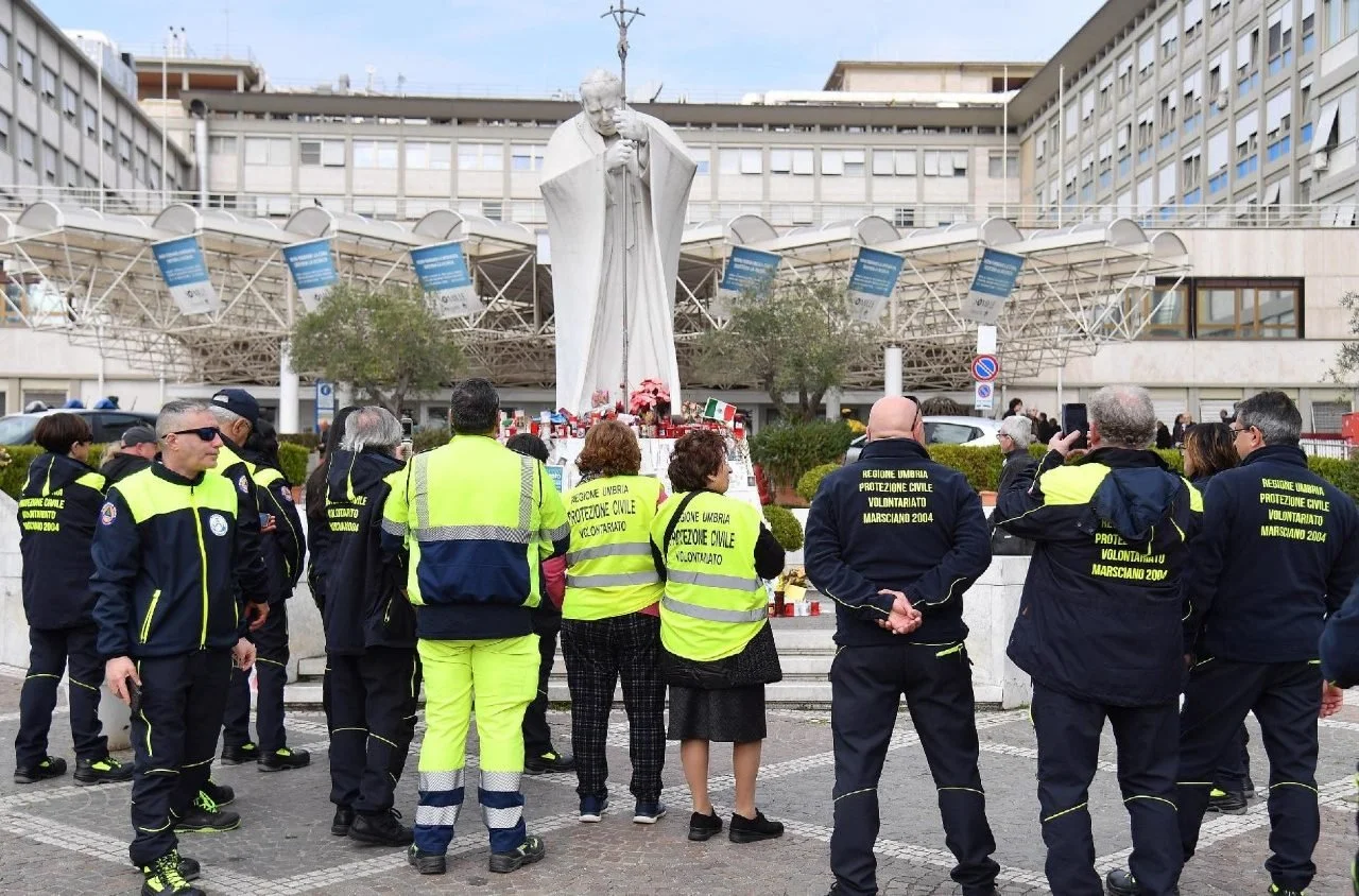 His Holiness Pope Francis resting following a calm night