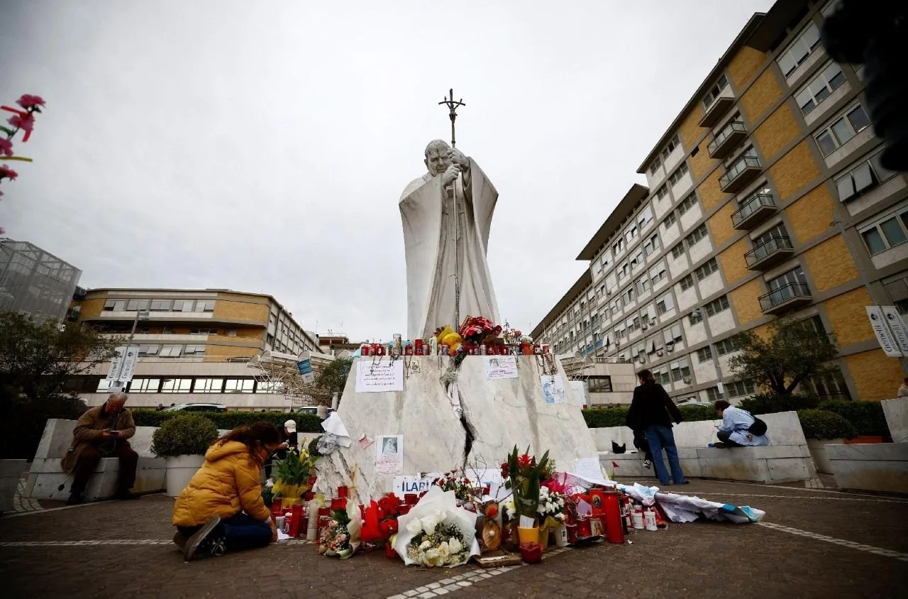 His Holiness Pope Francis remains in stable condition with slight improvement