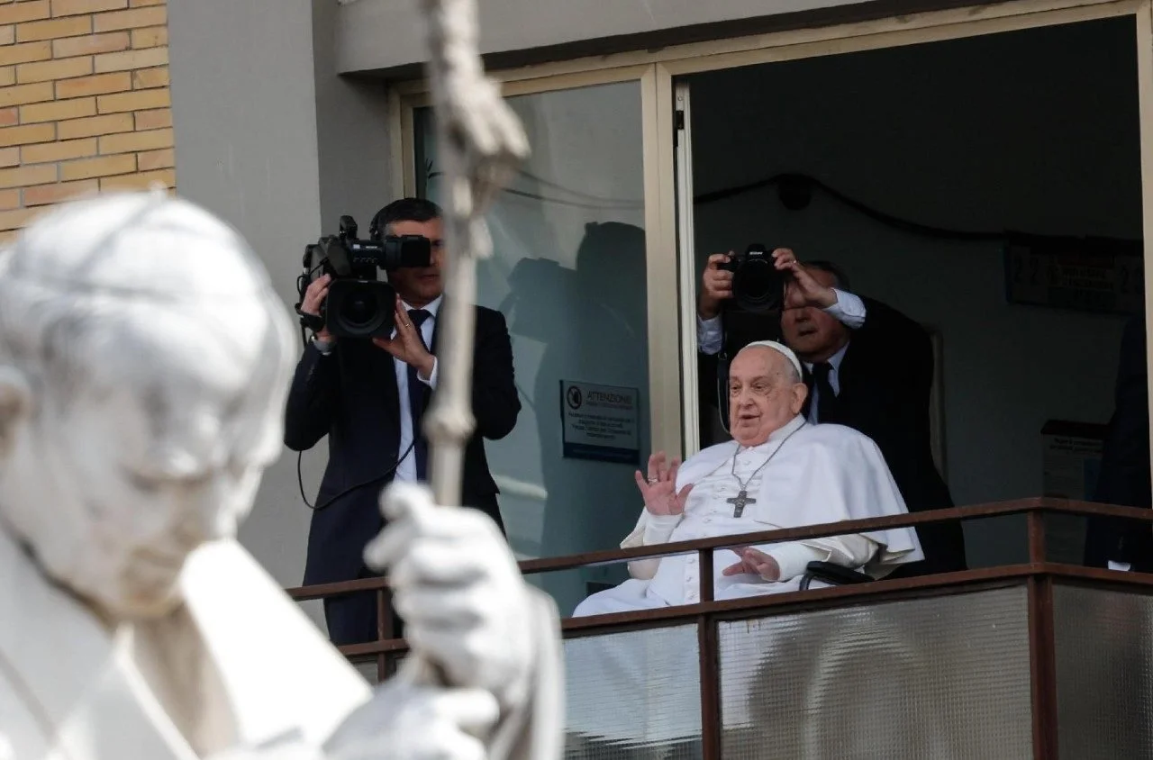 His Holiness Pope Francis concelebrates Mass, continues therapy at Santa Marta
