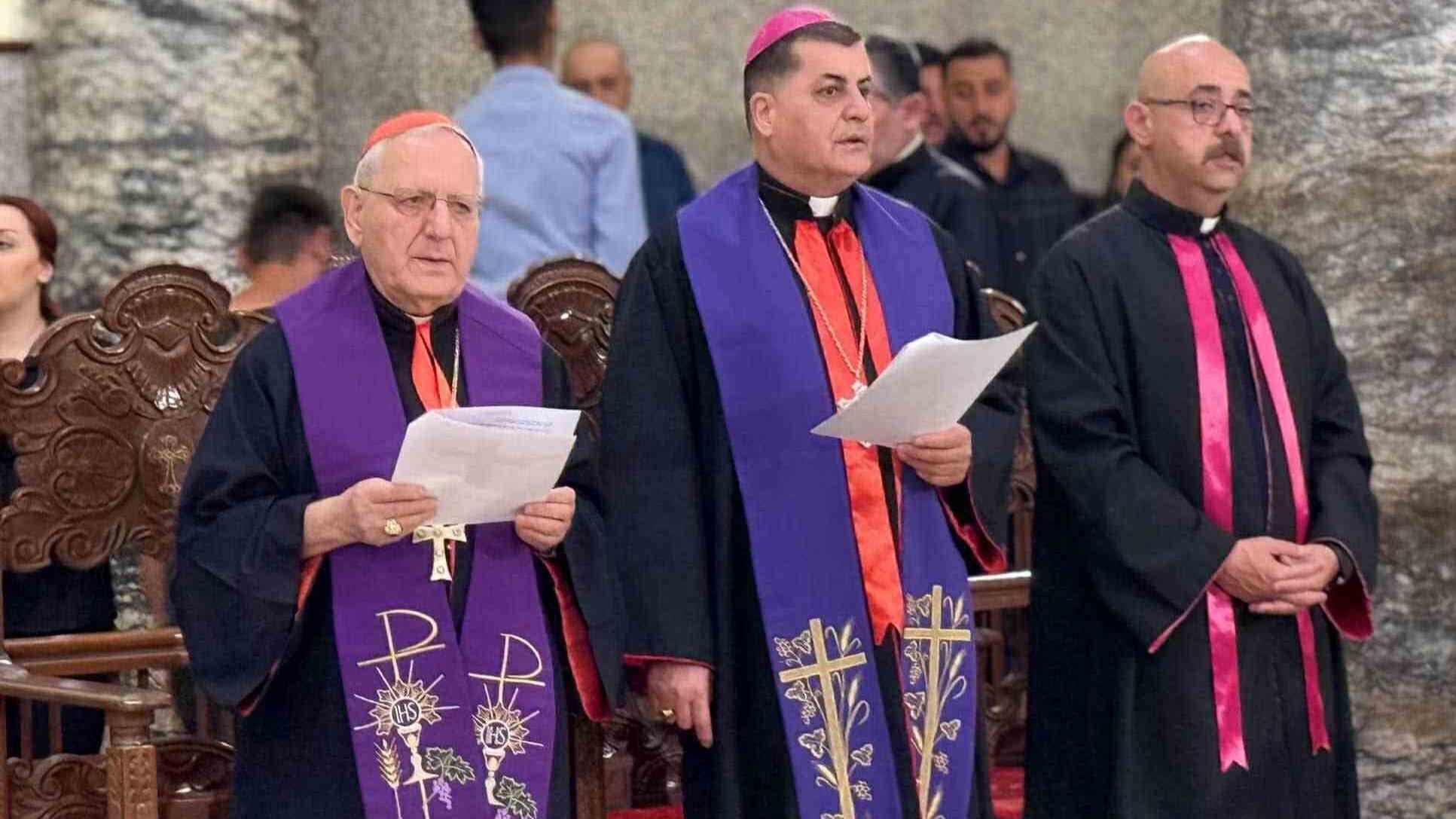 غبطة البطريرك الكاردينال لويس روفائيل ساكو يترأس رتبة درب الصليب في كاتدرائية ام الاحزان
