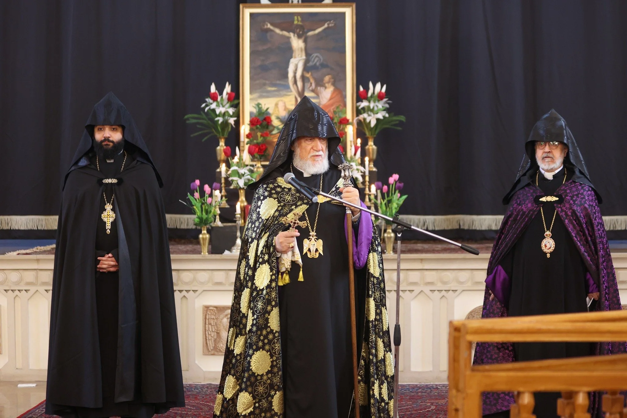 His Holiness Catholicos Aram I Presides Over Mid-Lent Sunrise Service at St. Nshan Cathedral