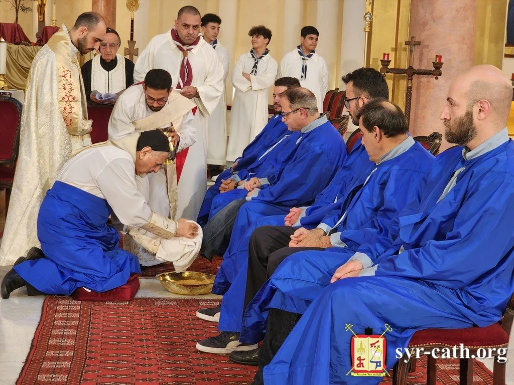 غبطة البطريرك مار اغناطيوس يوسف الثالث يونان يحتفل بقداس خميس الفصح ورتبة غسل أقدام التلاميذ في كاتدرائية سيّدة البشارة، المتحف - بيروت، لبنان