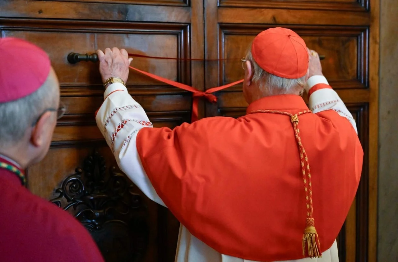 Seals placed on doors of Santa Marta papal residence