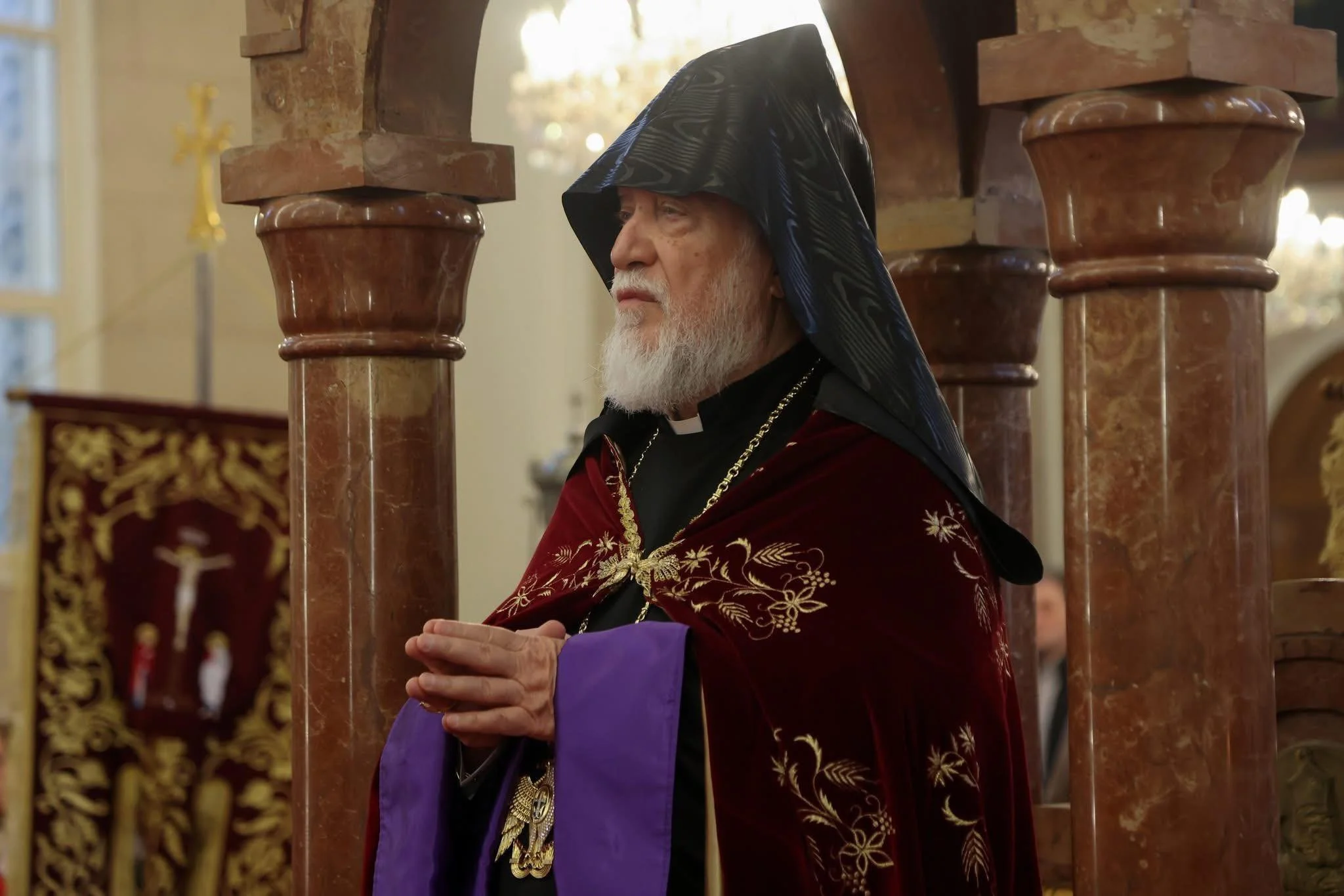 His Holiness Catholicos Aram I Departed for the Vatican