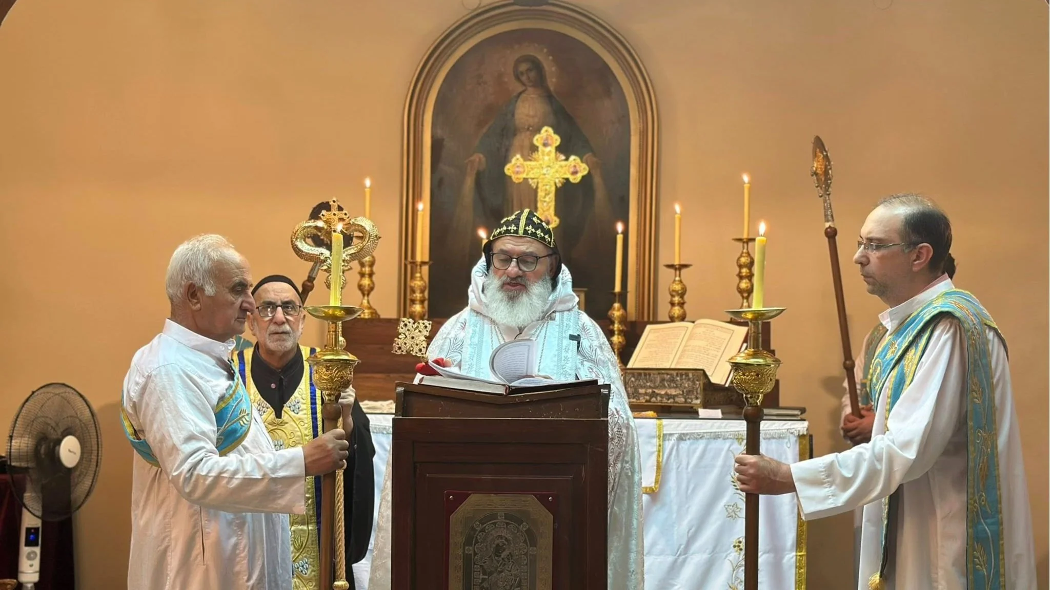 His Holiness Patriarch Mor Ignatius Aphrem II celebrates the Holy Qurobo at St. Mary Church in Damascus