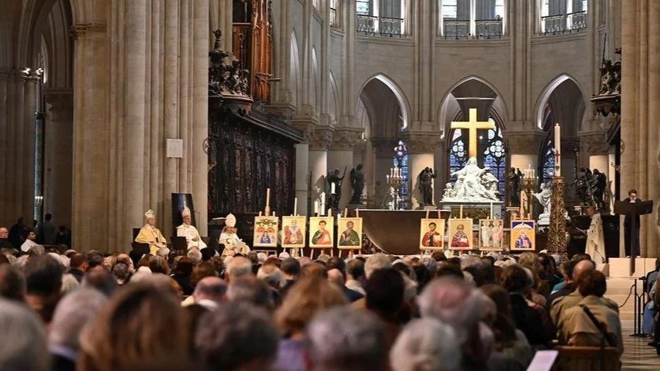 غبطة البطريرك الكاردينال لويس روفائيل ساكو يترأس قداساً في كاتدرائية نوتردام في اليوم العالمي لمسيحيي الشرق