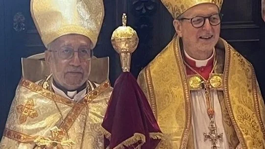 غبطة البطريرك روفائيل بيدروس الحادي والعشرون ميناسيان يلتقي رئيس مجمع الكنائس الشرقية الكاردينال كلاوديو غوجيروتي