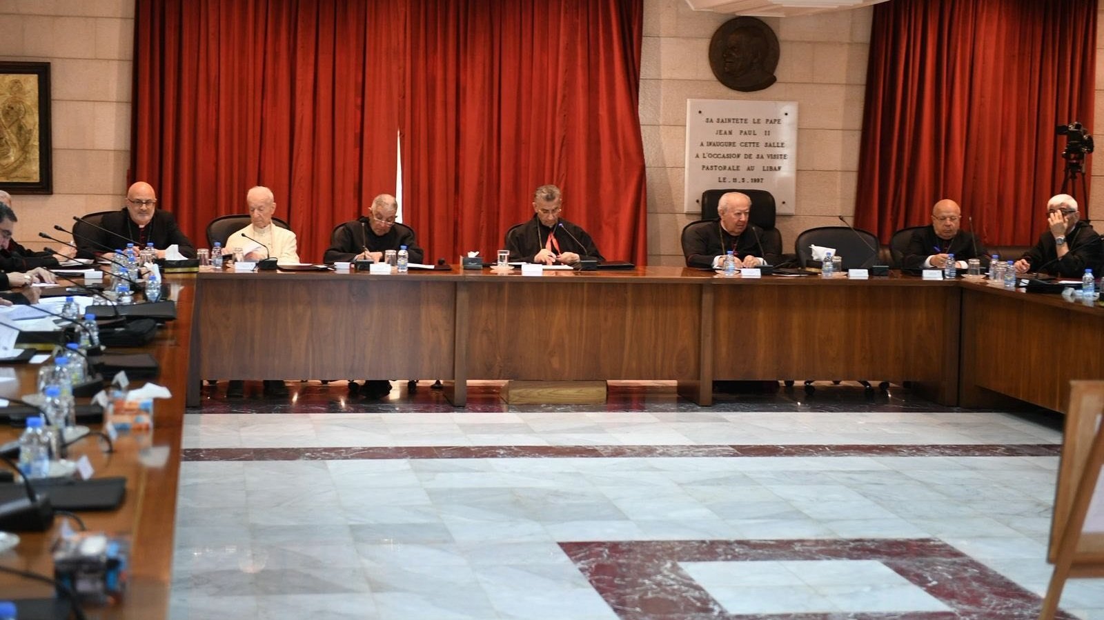  غبطة البطريرك الكاردينال مار بشاره بطرس الرَّاعي يترأس افتتاح اعمال رياضة سينودس الأساقفة