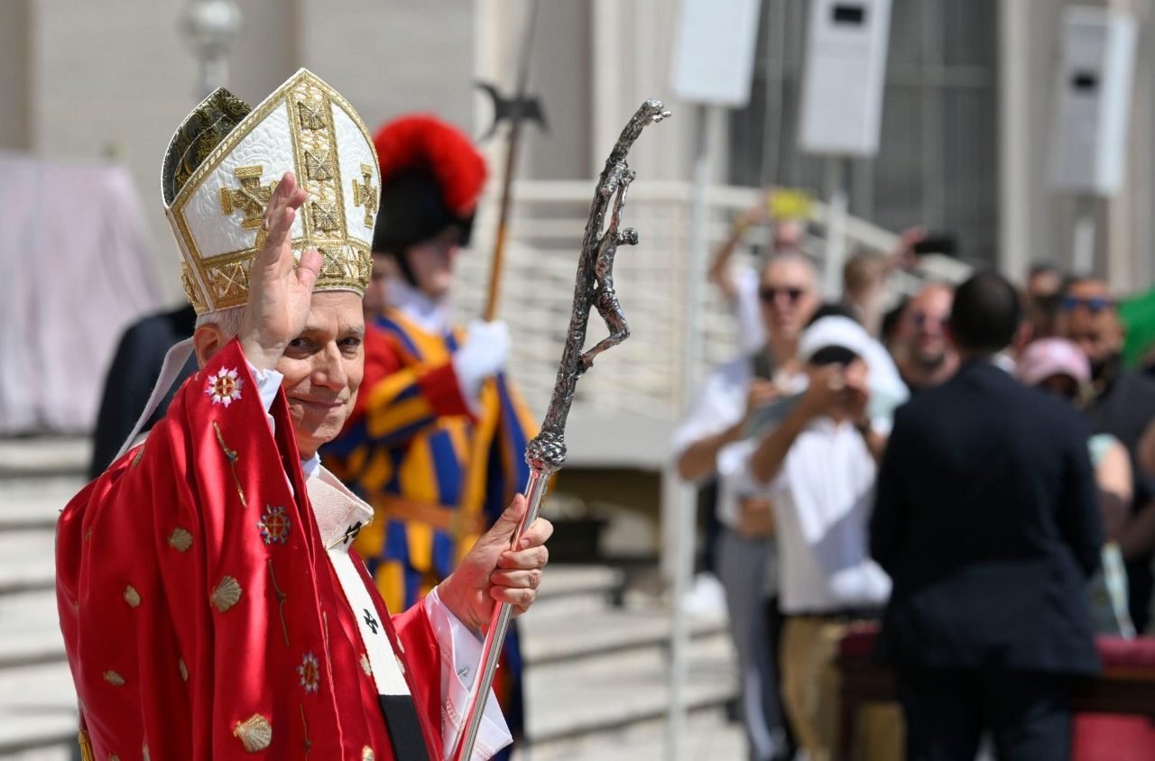 قداسة البابا لاوُن الرابع عشر: العنصرة هي التي تجدّد الكنيسة والعالم