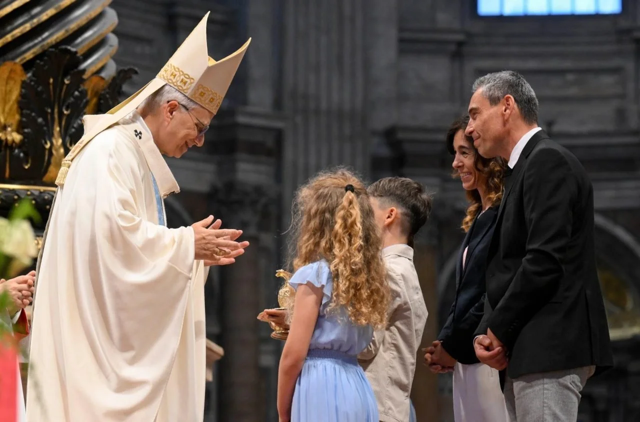 قداسة البابا لاوُن الرابع عشر في قدّاس يوبيل الكرسي الرسولي: الكنيسة تستمدُّ خصوبتها من الصليب ومن أمومة العذراء