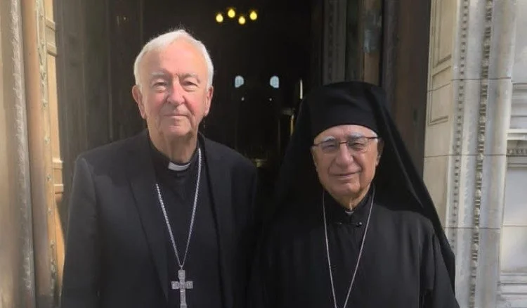 غبطة البطريرك يوسف العبسي يواصل جولته الراعويّة في المملكة المتّحدة ويلتقي السفير البابوي