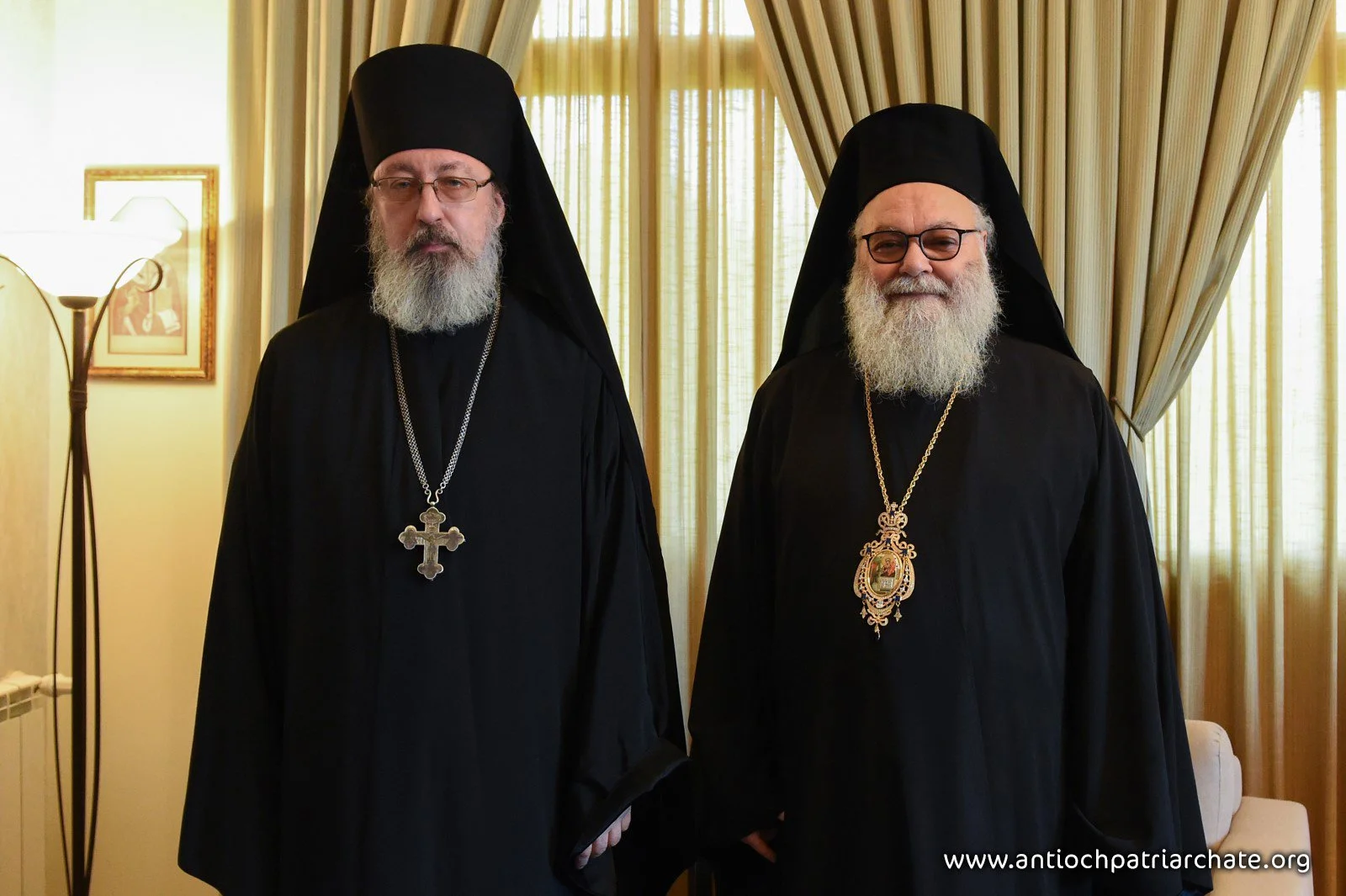 غبطة البطريرك يوحنّا العاشر يتلقّى تعازي قداسة البطريرك الروسي كيريل بشهداء كنيسة مار الياس دويلعة