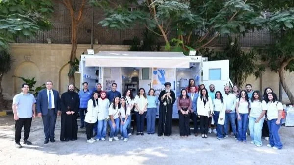 قداسة البابا تواضروس الثاني يفتتح القافلة الطبية لعيادات "كيمي" التابعة للمكتب البابوي للمشروعات