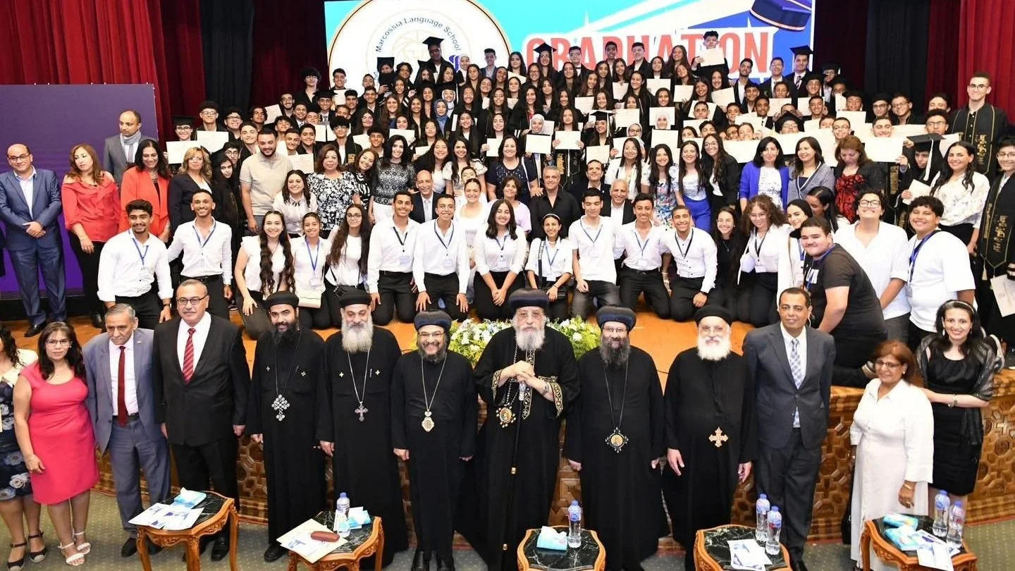 قداسة البابا تواضروس الثاني يكرم طلاب الشهادة الإعدادية بالمدرسة المرقسية بالإسكندرية