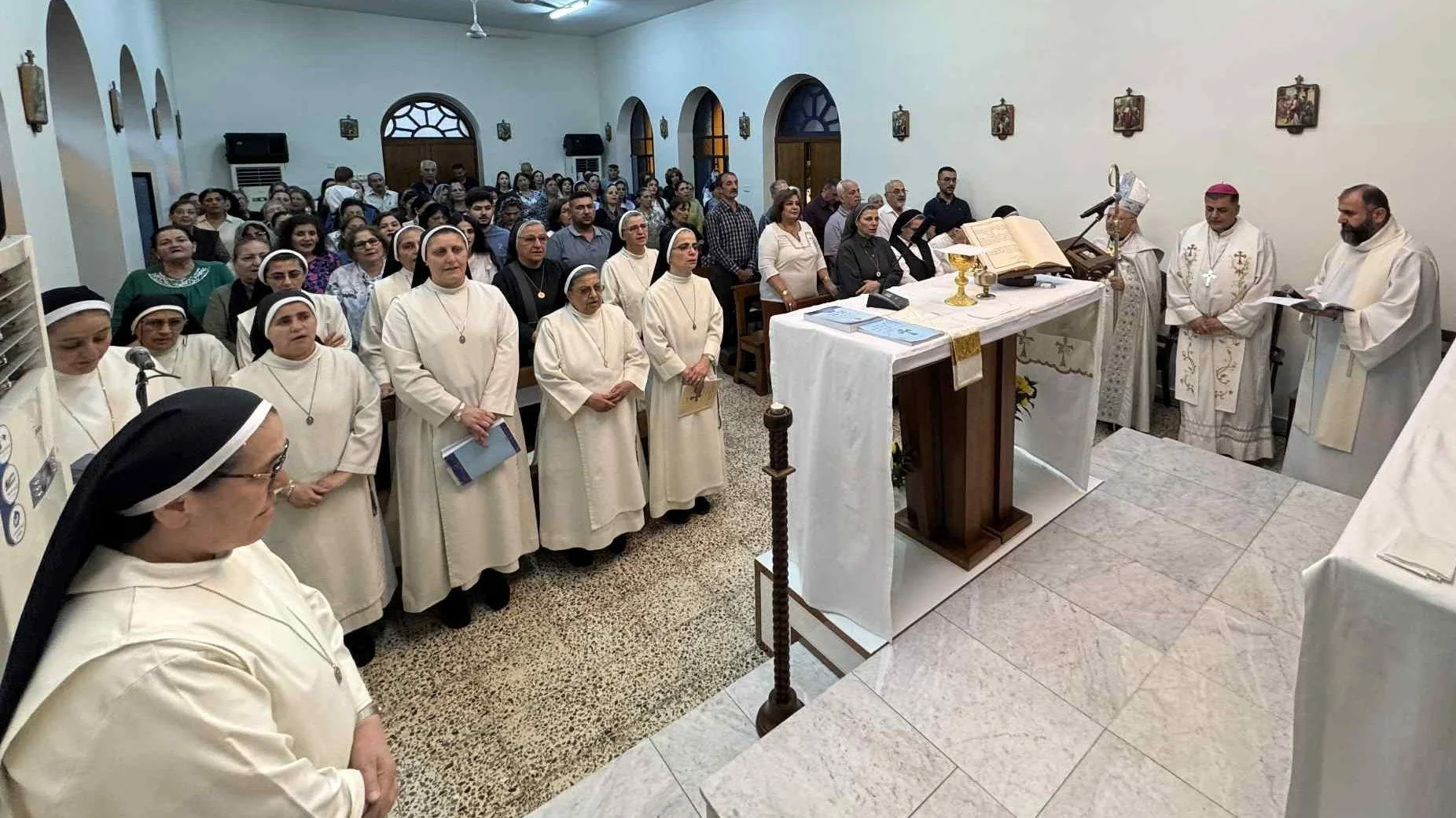 غبطة البطريرك الكاردينال لويس روفائيل ساكو يحتفل بتذكار القديسة حنه في بغداد