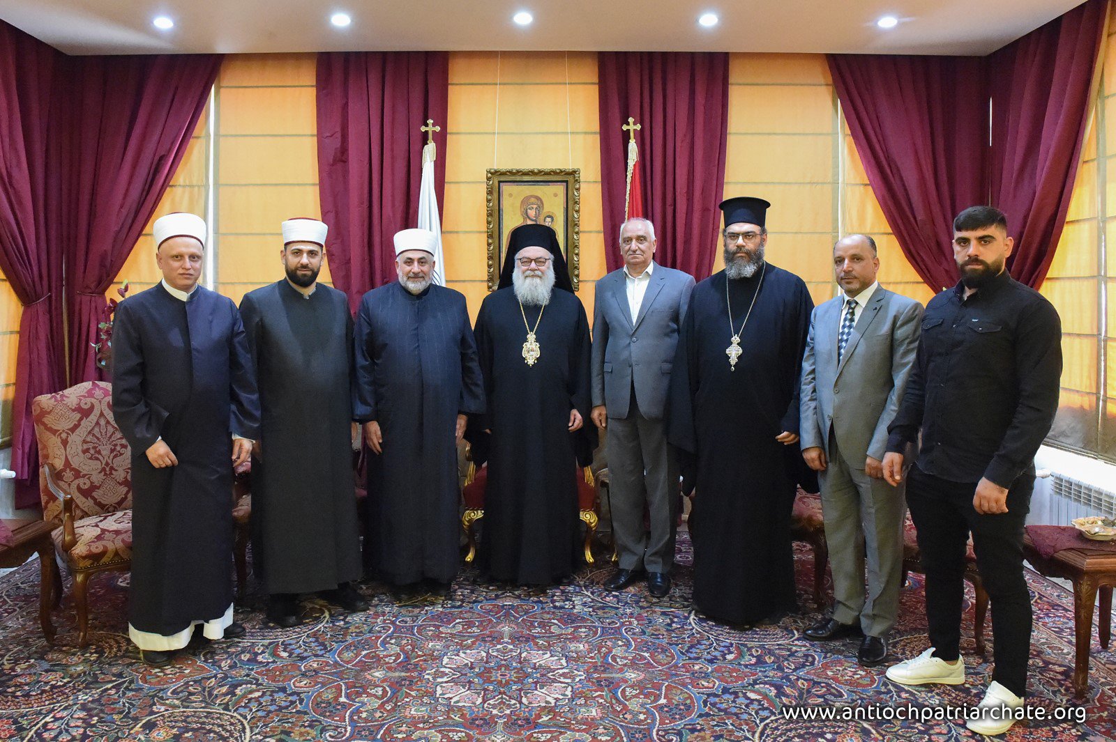 غبطة البطريرك يوحنّا العاشر يستقبل رئيس المجلس الإسلاميّ العلويّ في لبنان سماحة الشيخ علي قدور