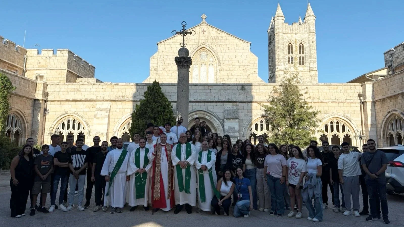 دائرة الشبيبة في الكنيسة الأسقفيّة في القدس والشرق الأوسط تستمرّ بتنظيم المؤتمرات الصيفيّة بدعم من المجمع وسيادة رئيس الأساقفة حسام نعوم 